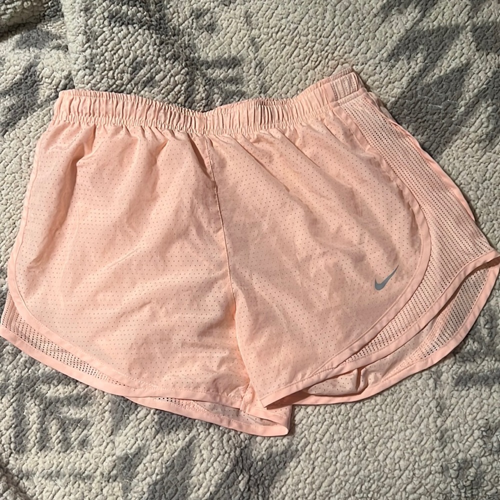 nike shorts medium